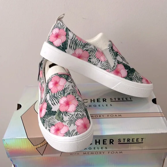 Flower Floral Skechers Skechers Shoes Skechers Tropical Floral Printed Slip  On